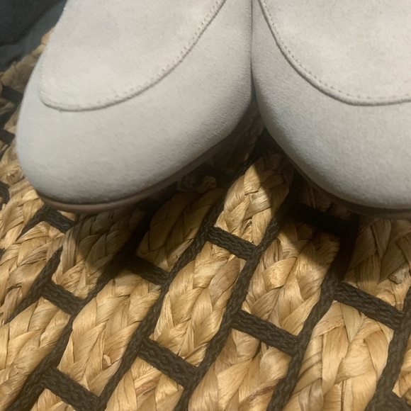 Seychelles Women’s Between Us Suede Sand/Gray Mule Loafers Size 7.5/Mules - Picture 9 of 10